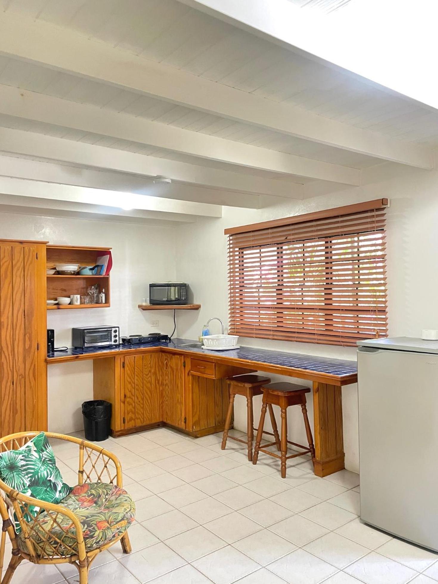 Bananaquit Tobago -Stay Near The Beach Краун Пойнт Екстериор снимка