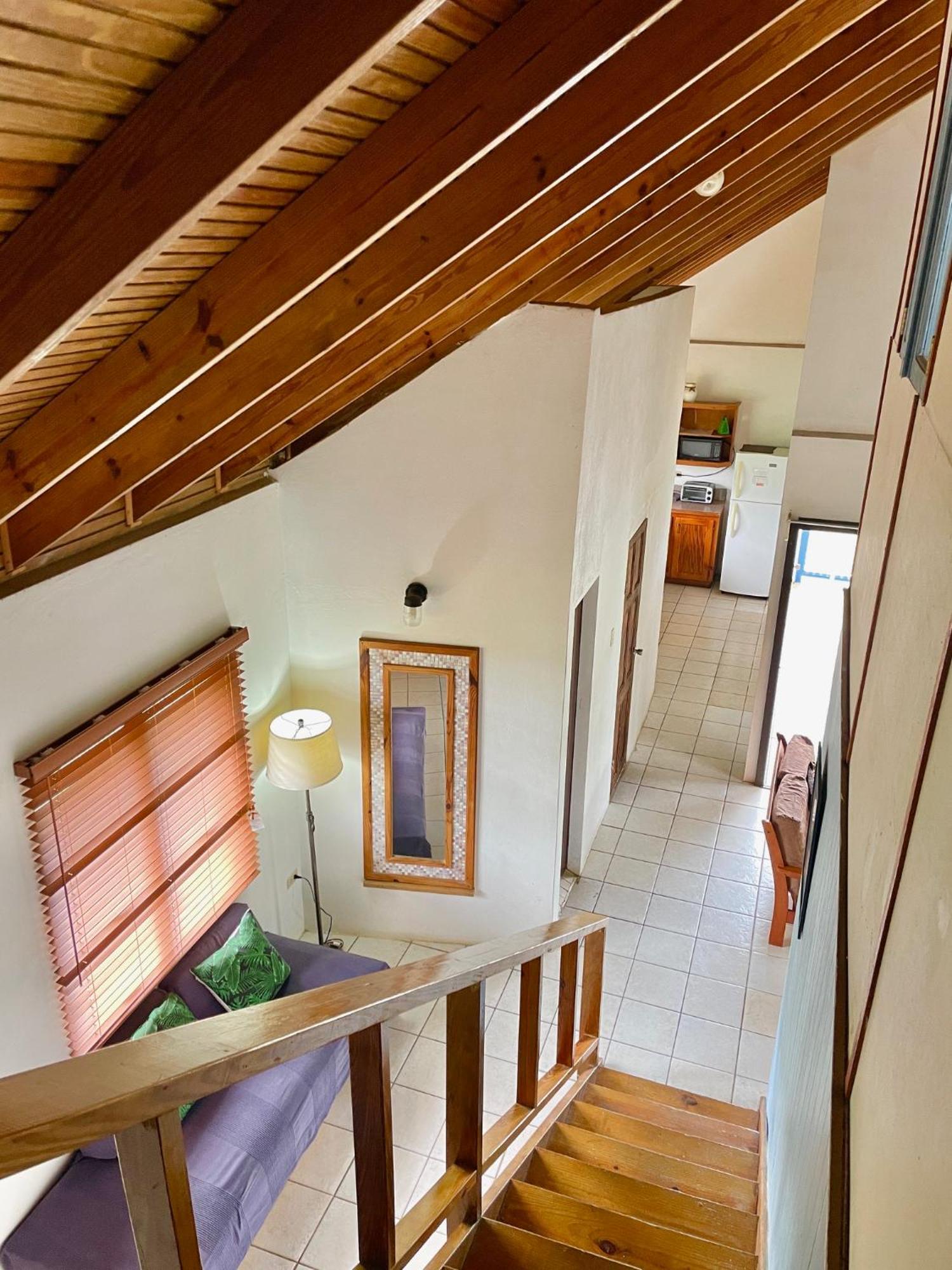 Bananaquit Tobago -Stay Near The Beach Краун Пойнт Екстериор снимка