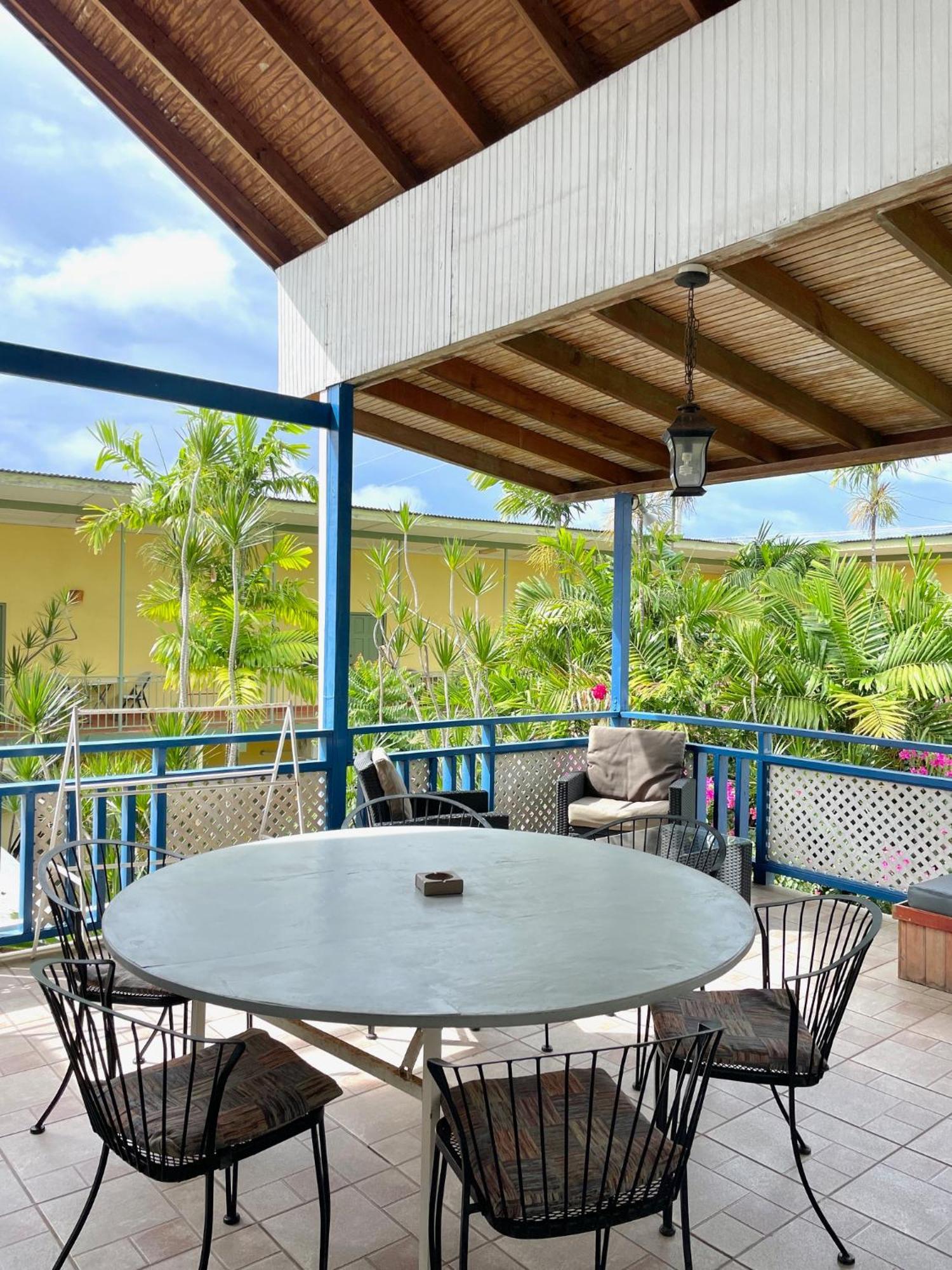 Bananaquit Tobago -Stay Near The Beach Краун Пойнт Екстериор снимка