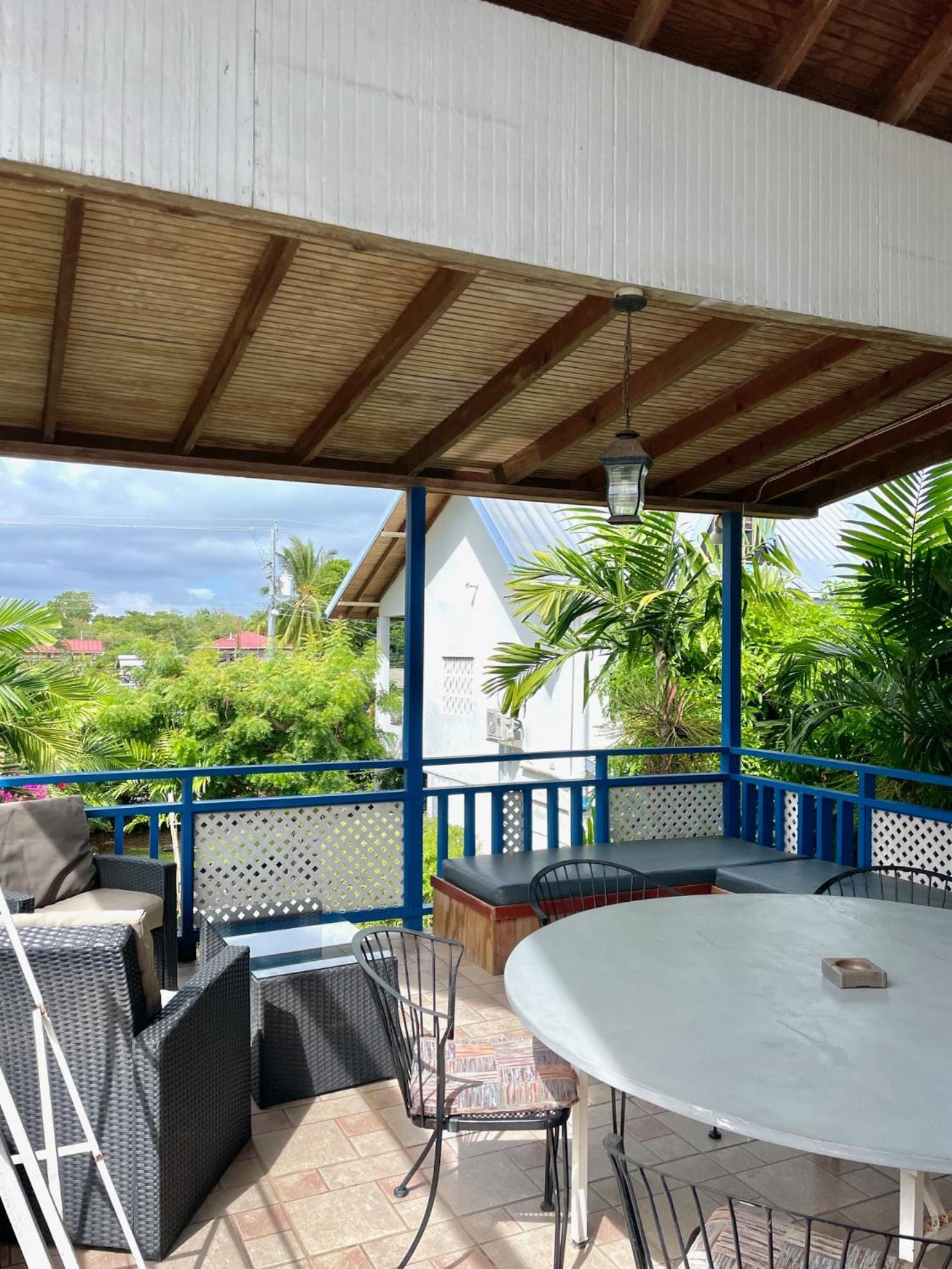 Bananaquit Tobago -Stay Near The Beach Краун Пойнт Екстериор снимка