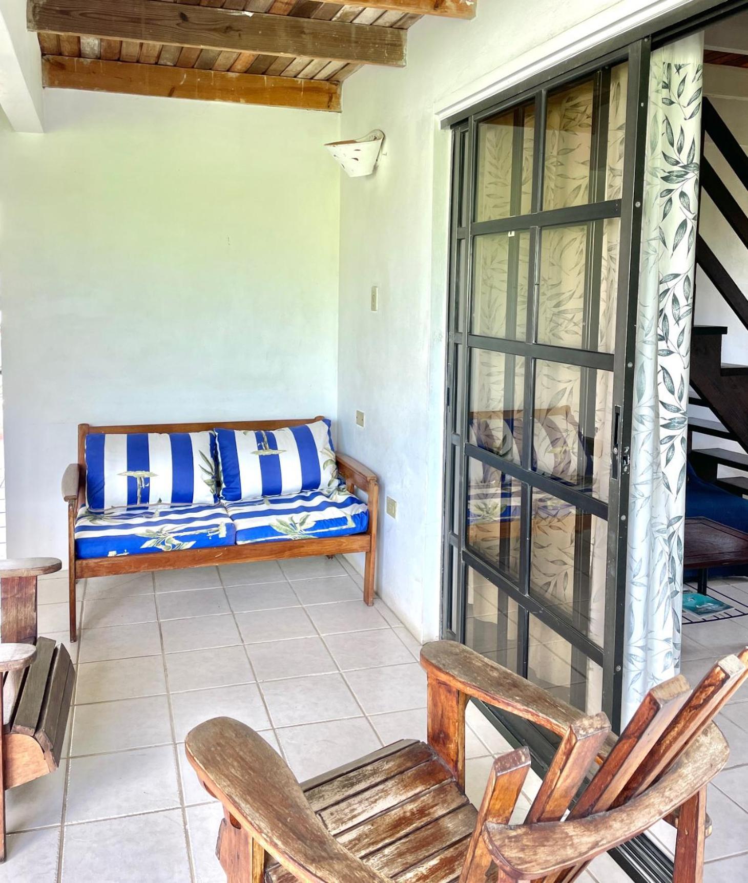 Bananaquit Tobago -Stay Near The Beach Краун Пойнт Екстериор снимка