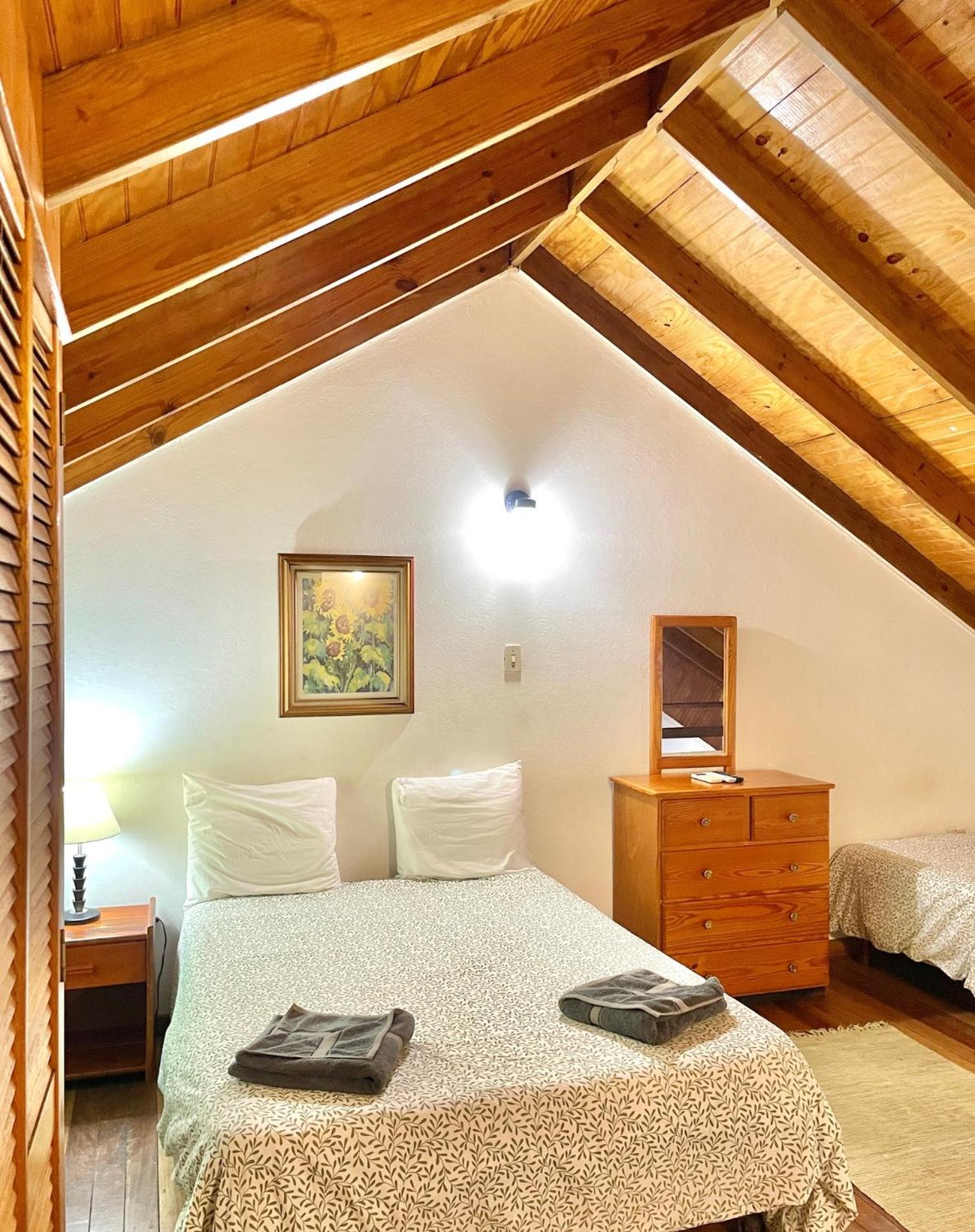Bananaquit Tobago -Stay Near The Beach Краун Пойнт Екстериор снимка